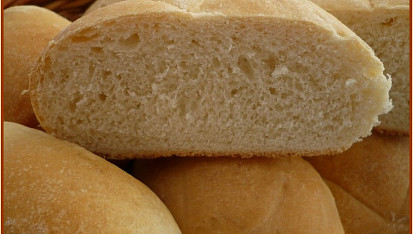 Sádlové rohlíky se škvarkovými knoflíčky, Sádlové housky