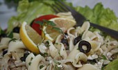 Těstovinový salát s tuňákem a bylinkami (Těstovinový salát s tuňákem a bylinkami)