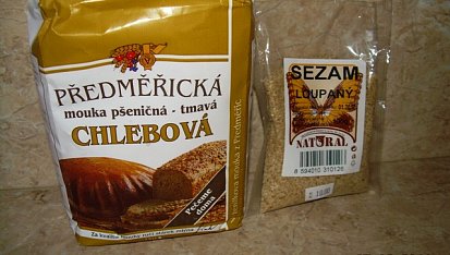 Tmavý  dietní chleba, ingredience