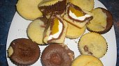 Trojbarevné muffiny