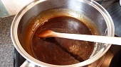 "Apple pie" aneb jablkový koláč, hotová uvarená poleva