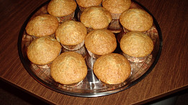 Banánové muffiny s medem a skořicí