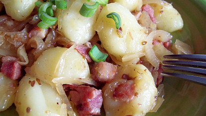 Gnocchi po česku - se zelím a slaninou