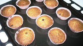 Kokosové muffiny s rozinkami