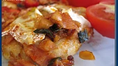 Kuřecí s arašídy a rozpuštěným Brie