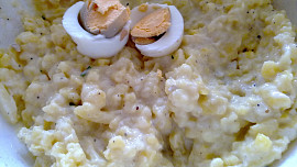 Libová pečínka z krůtích prsíček v bazalkovo - medové marinádě / s dietním bramborovým salátem/