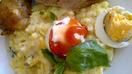 Libová pečínka z krůtích prsíček v bazalkovo - medové marinádě / s dietním bramborovým salátem/