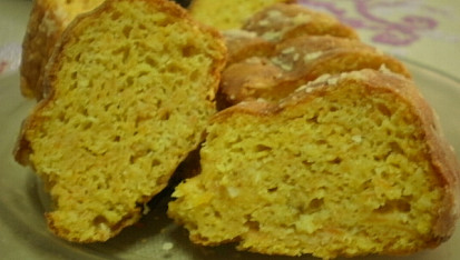 Mrkvová velikonoční bábovka