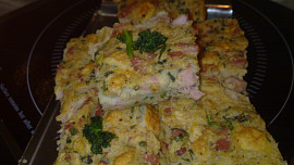 Nádivka z krůtí šunky, hub, rukoly  a sýra