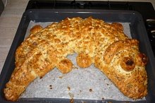 A je hotovo. Je dobré krokodýla přikrýt utěrkou dokud nevychladne. 