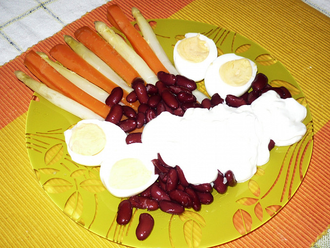 Rychlý chřestový salát s vejci