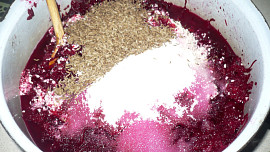 Salát z červené řepy