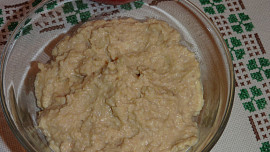 Salát z cizrny a hummus