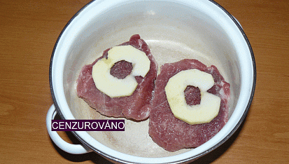 Vepřové plátky s jablky