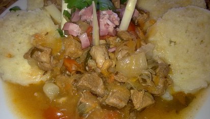 Vepřový mix, aneb  vepřová  specialita, ochucená    barevnou zeleninou