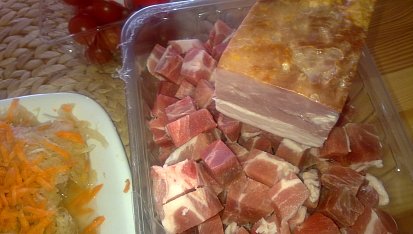 Vepřový mix, aneb  vepřová  specialita, ochucená    barevnou zeleninou