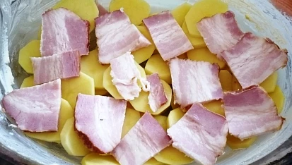 Zapečené brambory - "svobodné"