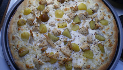 Campo Di Fiori (brambůrková pizza), upečeno