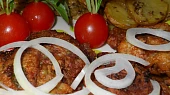 Drůbeží játra smažená v česnekovém těstíčku s bylinkama