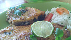 Lososové filety,  zapečené v  pikantní  sýrové  krustě