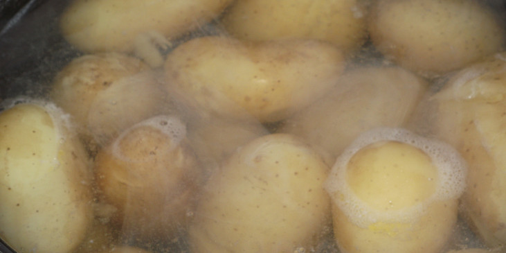 Máslové šťouchané brambory