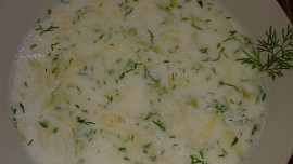 Polévka z mladého zelí