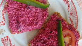 Pomazánka z červené řepy