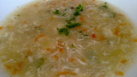 Rybí salát ze štikozubce kapského  s  nakládanou  barevnou zeleninou