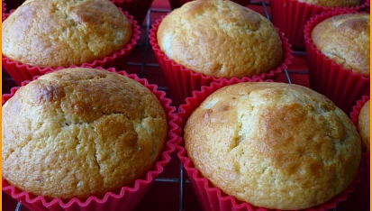 Vanilkové muffiny s malinami
