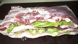 Vepřovy bůček plněný žampiony