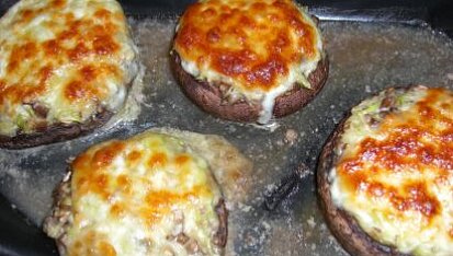 Žampiony Portobello plněné cuketkou