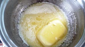 Ghee (přepuštěné máslo)