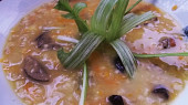 Houbovo-vločková polévka s pórem, a dobrou chuť