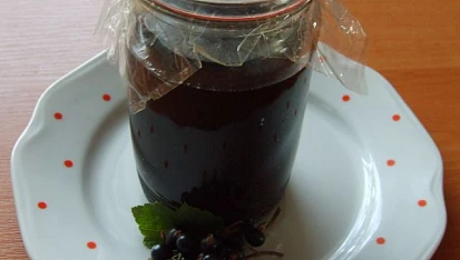 Marmeláda - rosol z černého rybízu - nevařená
