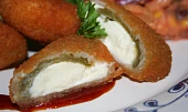 Plněné jalapeňos s netradičním bramborovým salátem