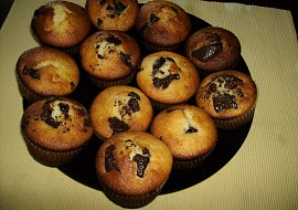 Recept na rychlé muffiny s kousky čokolády