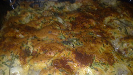 Telecí plátky,potřené pikantním těstíčkem ze sýrů, zeleniny, bylinek a slaniny