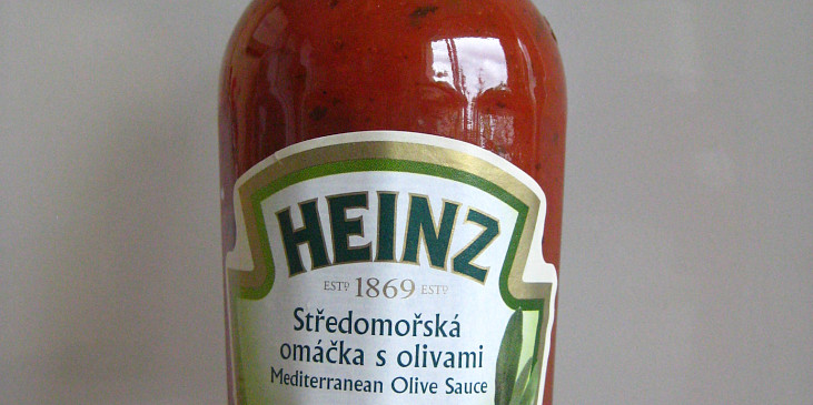 Středomořská omáčka s olivami Heinz