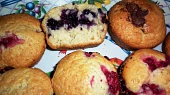 Vláčné jogurtové muffiny s náplní