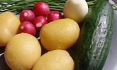 Bramborovo - okurkový salát