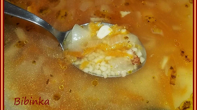 Cibulovo-česneková polévka zahuštěná kuskusem, Cibulovo-česneková polévka zahuštěná kuskusem