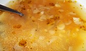 Cibulovo-česneková polévka zahuštěná kuskusem (detail...)