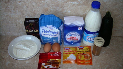 Jogurtová buchta s cuketou, ingredience