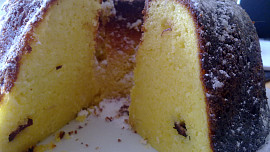 Tvarohovo-kokosová bábovka z brusinek  a pudinku