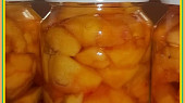 Kompot z oloupaných broskví pro další použití (Kompot z oloupaných broskví pro další použití)