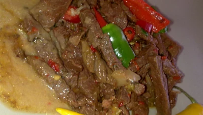 Paprikové  pikantní ragú se šťavnatým hovězím masem