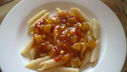 Penne s rajčaty a cuketou