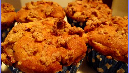 Posypané švestkové muffiny