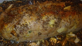 Sekaná s nakládanou zeleninou a   s  houbovým  výpekem