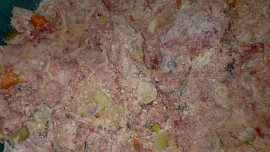 Sekaná s nakládanou zeleninou a   s  houbovým  výpekem